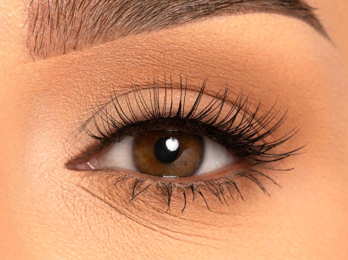 Makeup Techniques for Gorgeous Brown Eyes